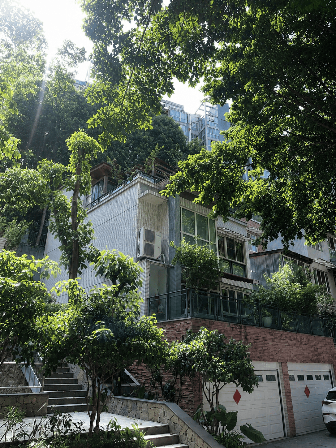 普陀岛居岁月从容升级：小小岛老别墅加装蒂升悦行款电梯
